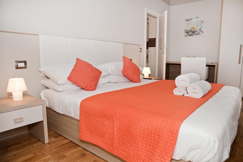 Spanish Steps House Vittoria Roma Quarto foto